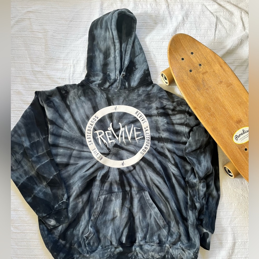 Revive Skateboards Tie-Dye Hoodie L